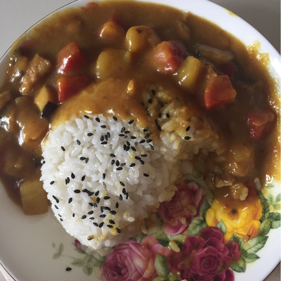 咖喱猪肉饭