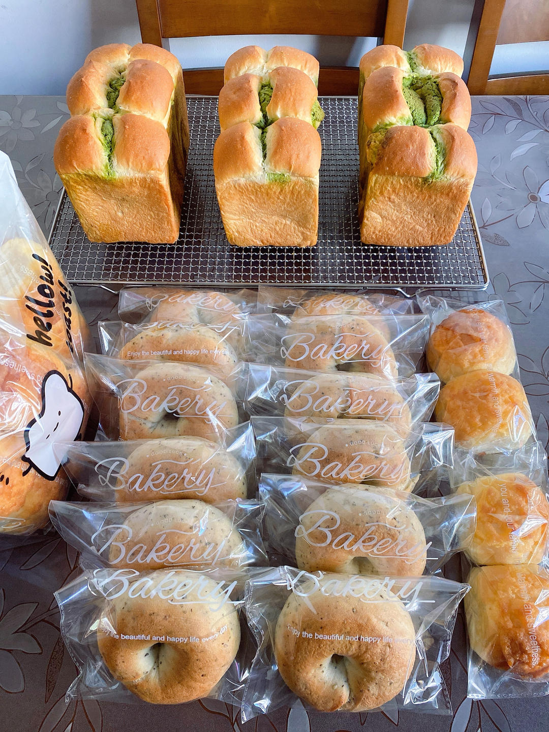 记录个人面包整形*八宝粥吐司（黑米餐包汉堡胚）