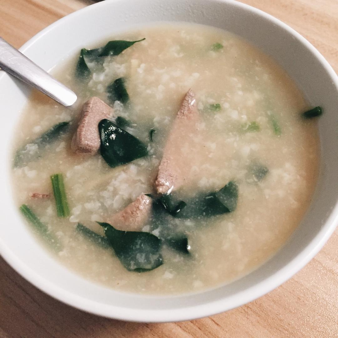 菠菜猪肝粥