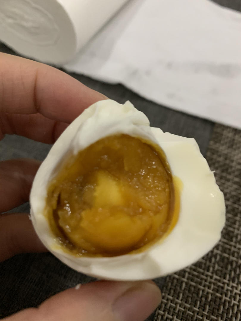 自制流油的咸鸭蛋