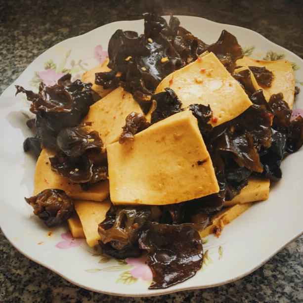 千叶豆腐烧木耳