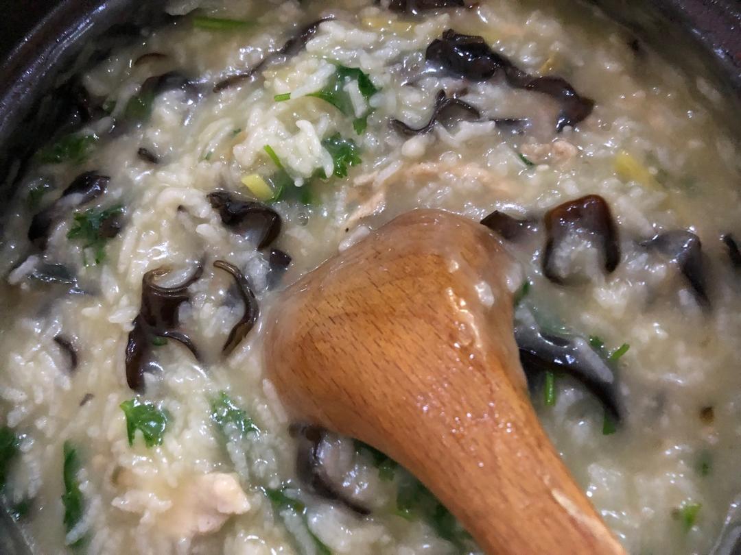 jigao86做的皮蛋瘦肉粥