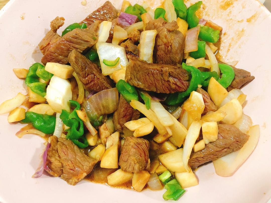 黑椒配牛肉这么好吃，当然是天生一对！——黑椒牛肉粒