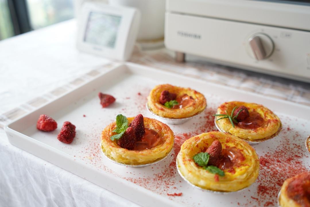 草莓果冻蛋挞—迷你烤箱无淡奶油