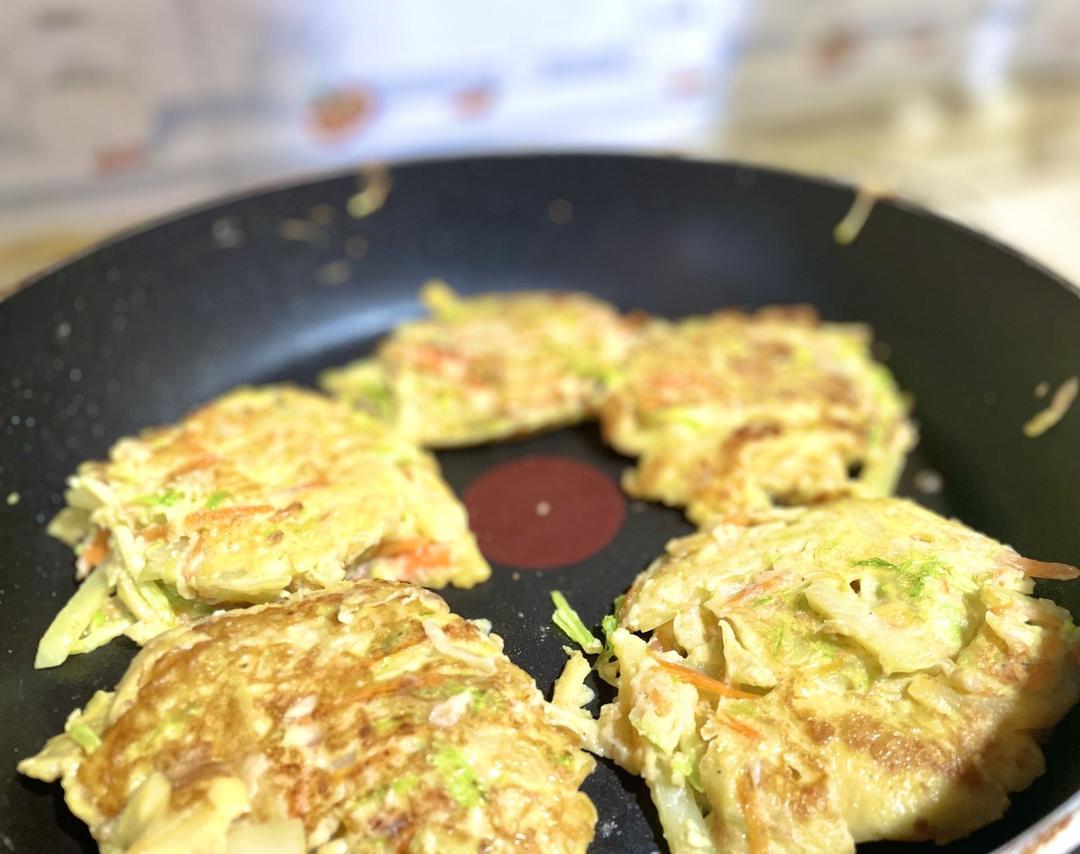 小吃糕点-蔬菜鸡蛋饼