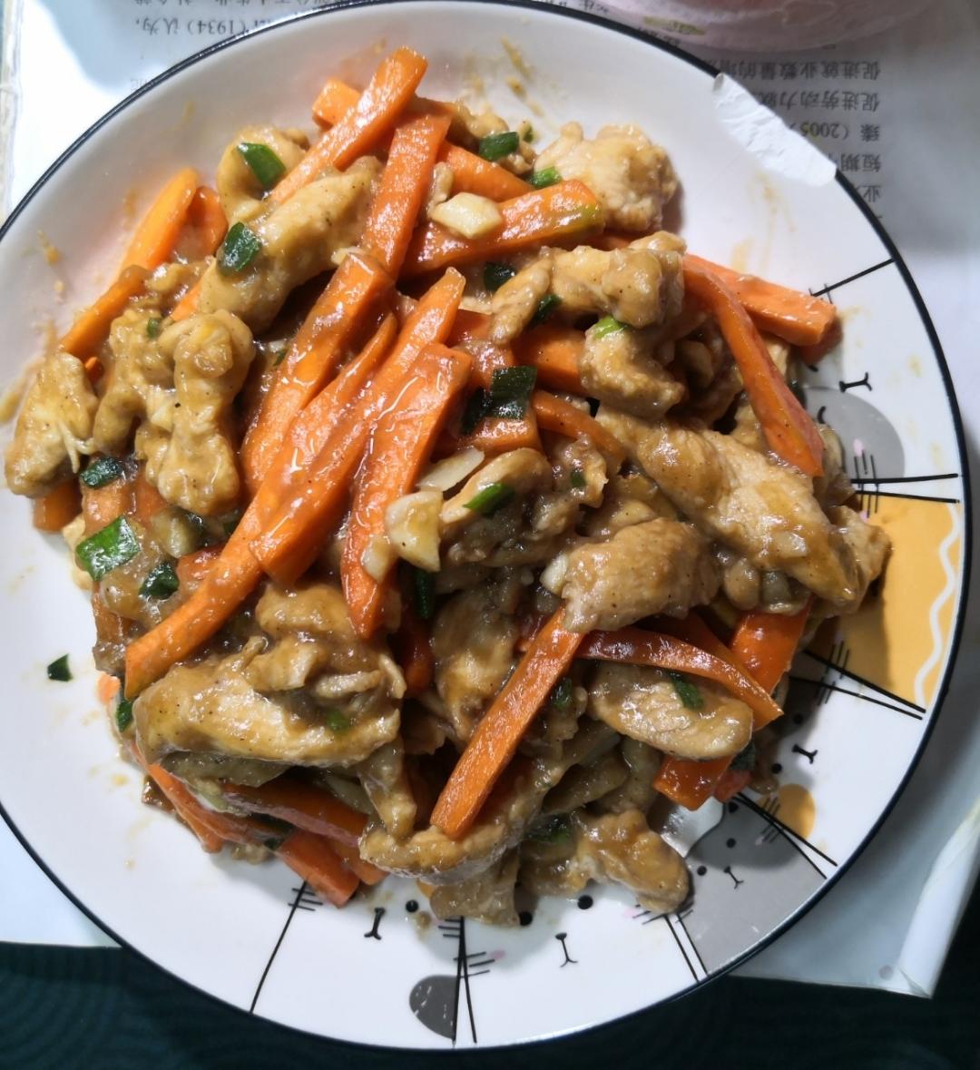 巨好吃的青椒炒鸡胸肉丝，超下饭