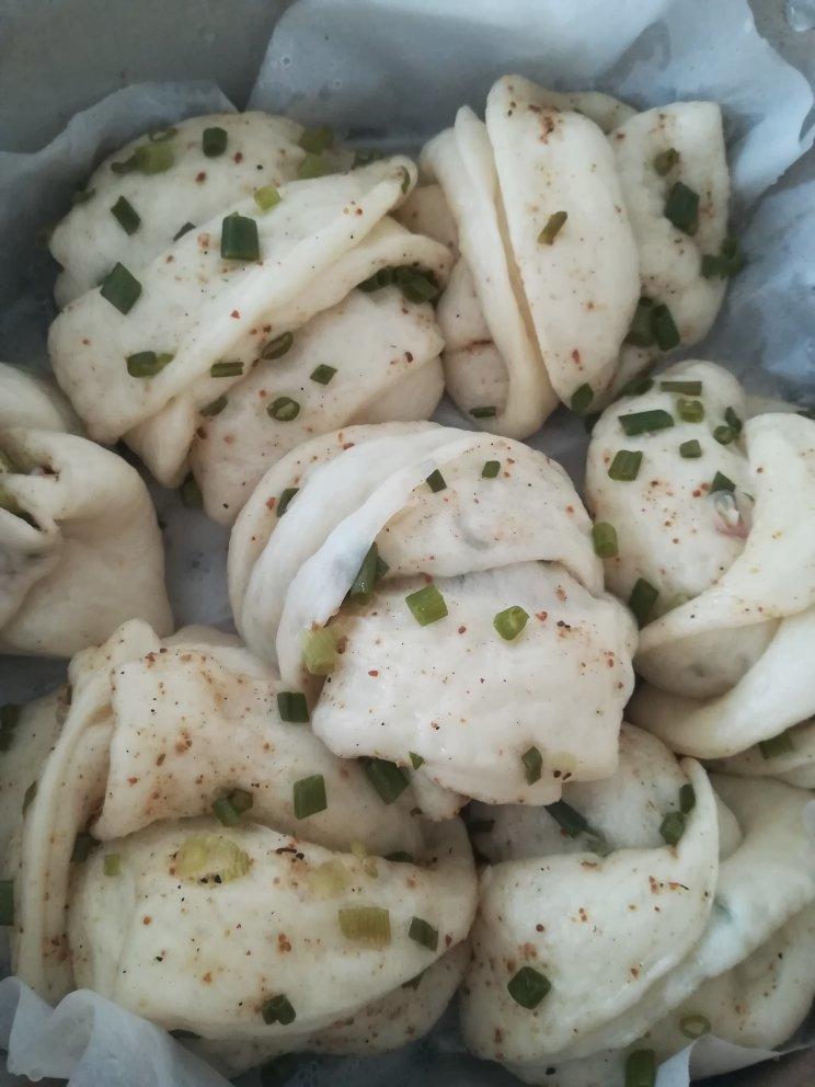 葱油花卷 Steamed Roll