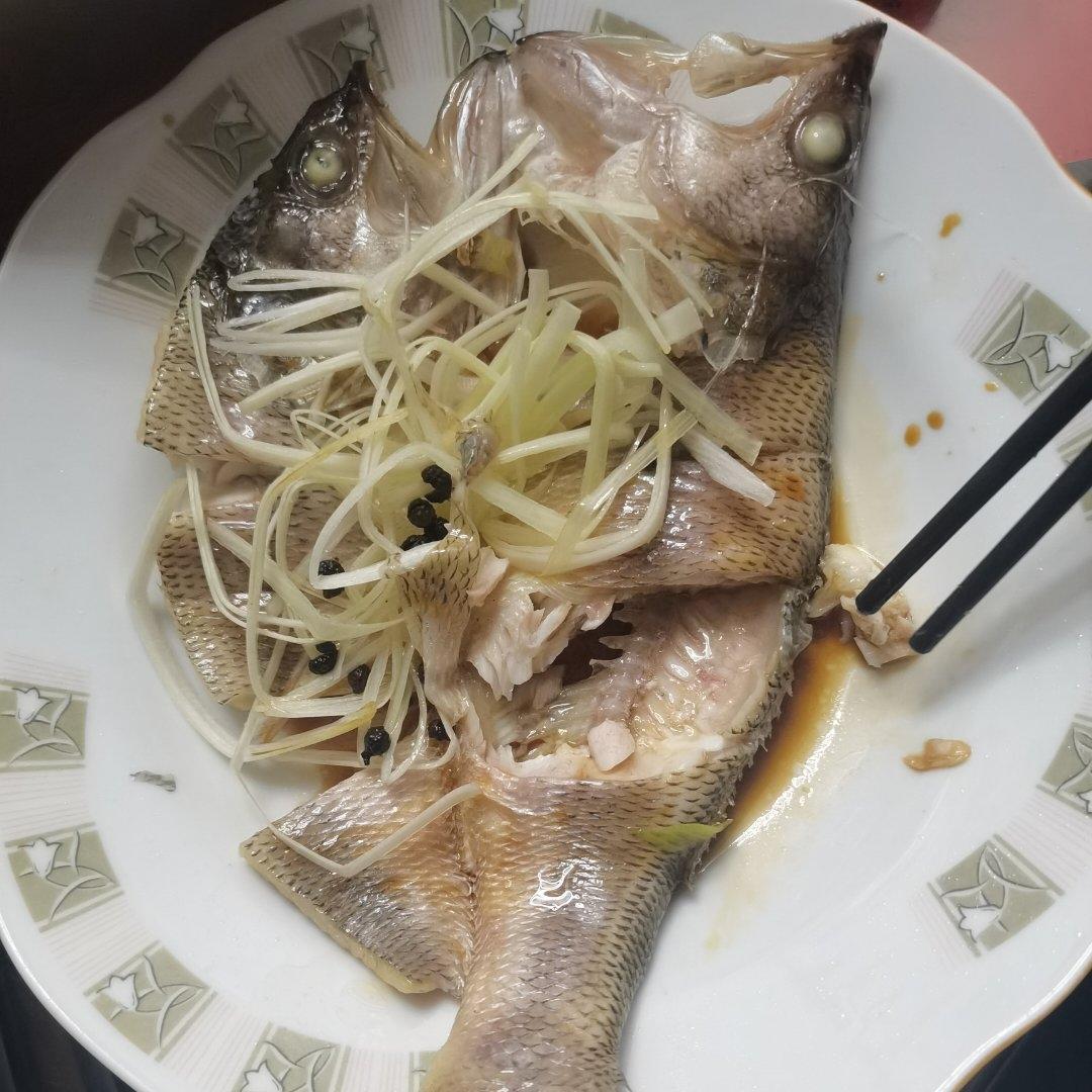 10分钟做 清蒸鲈鱼 （附切鱼图解）