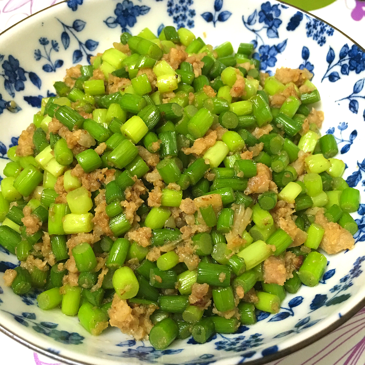 肉碎蒜苔粒