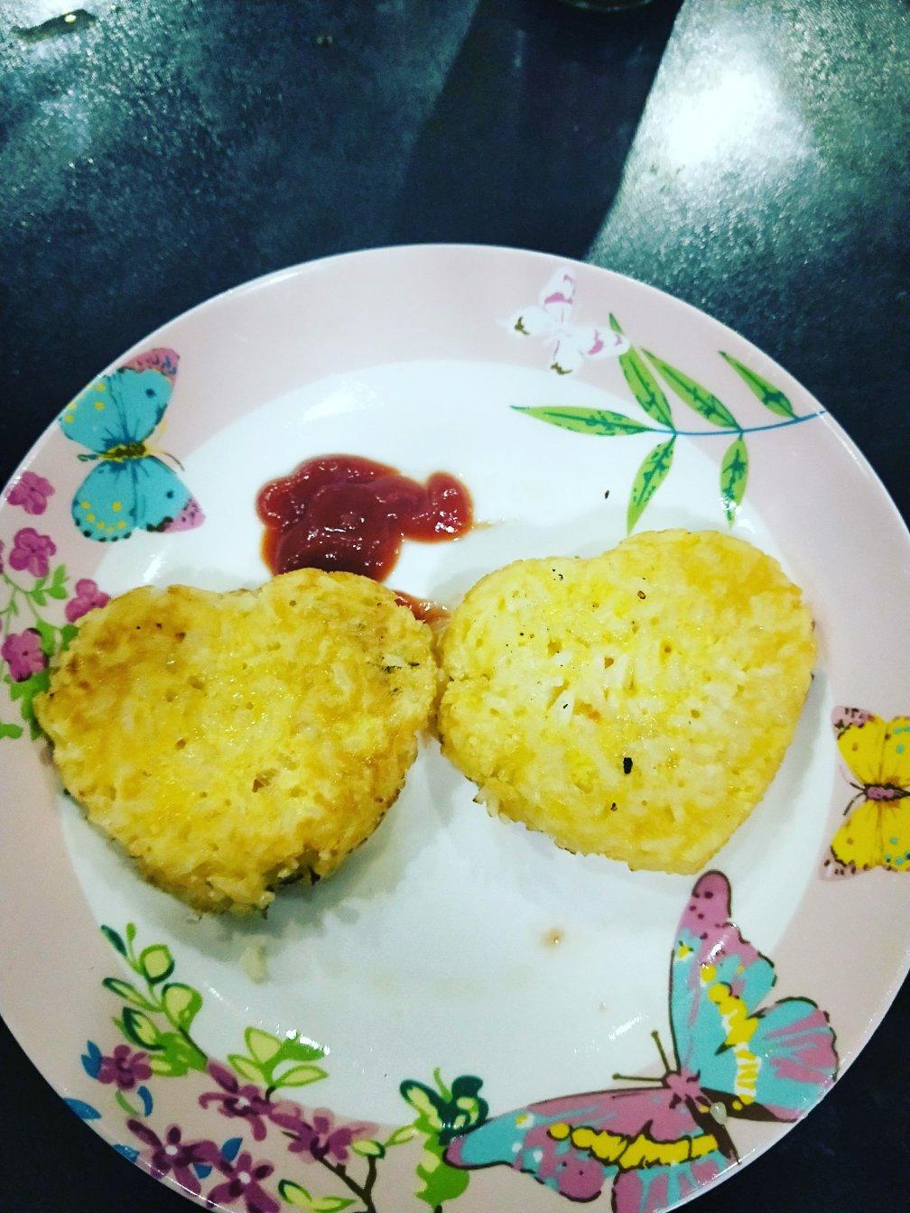 蛋煎饭团