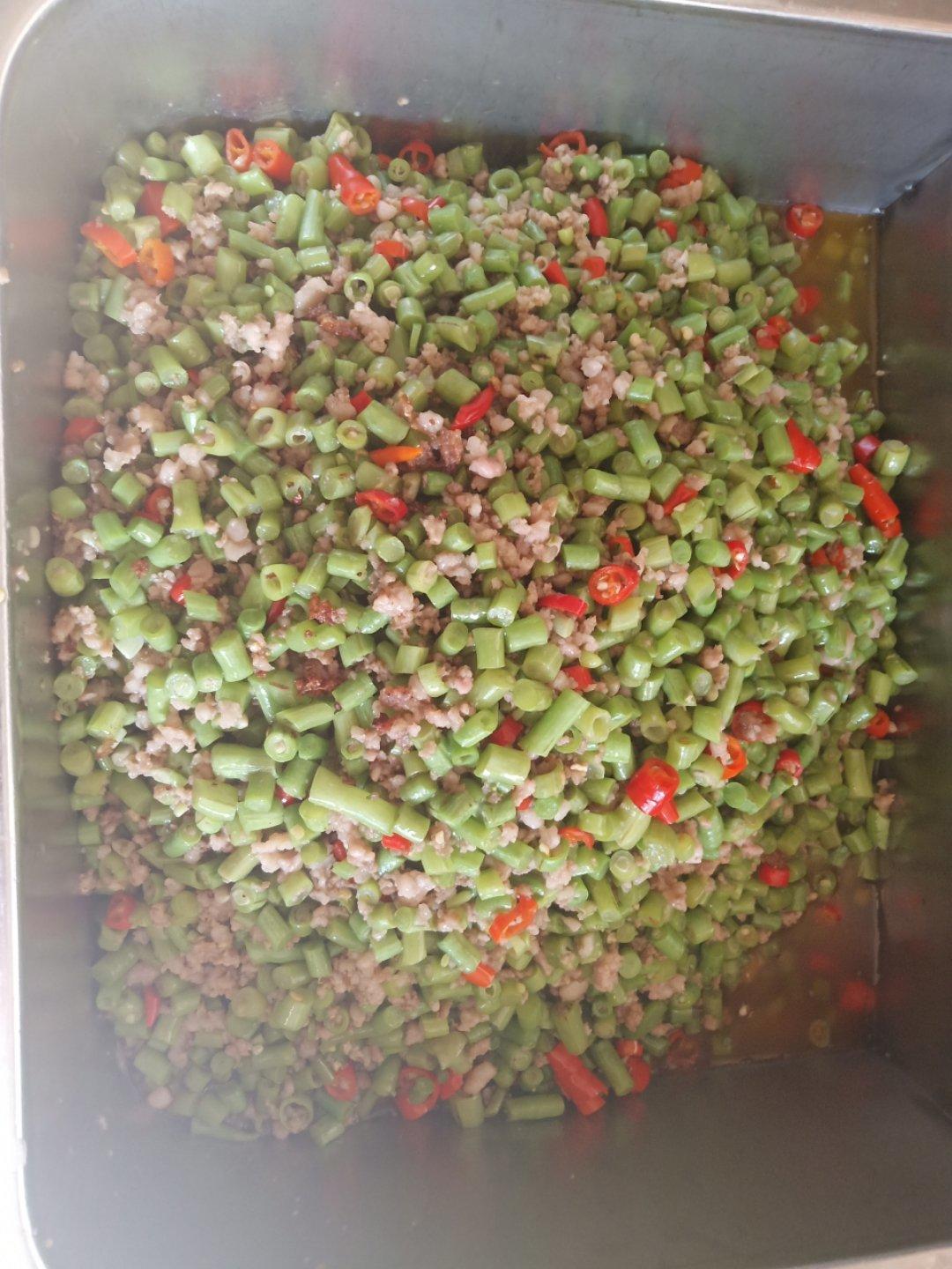 肉沫豆角下饭菜