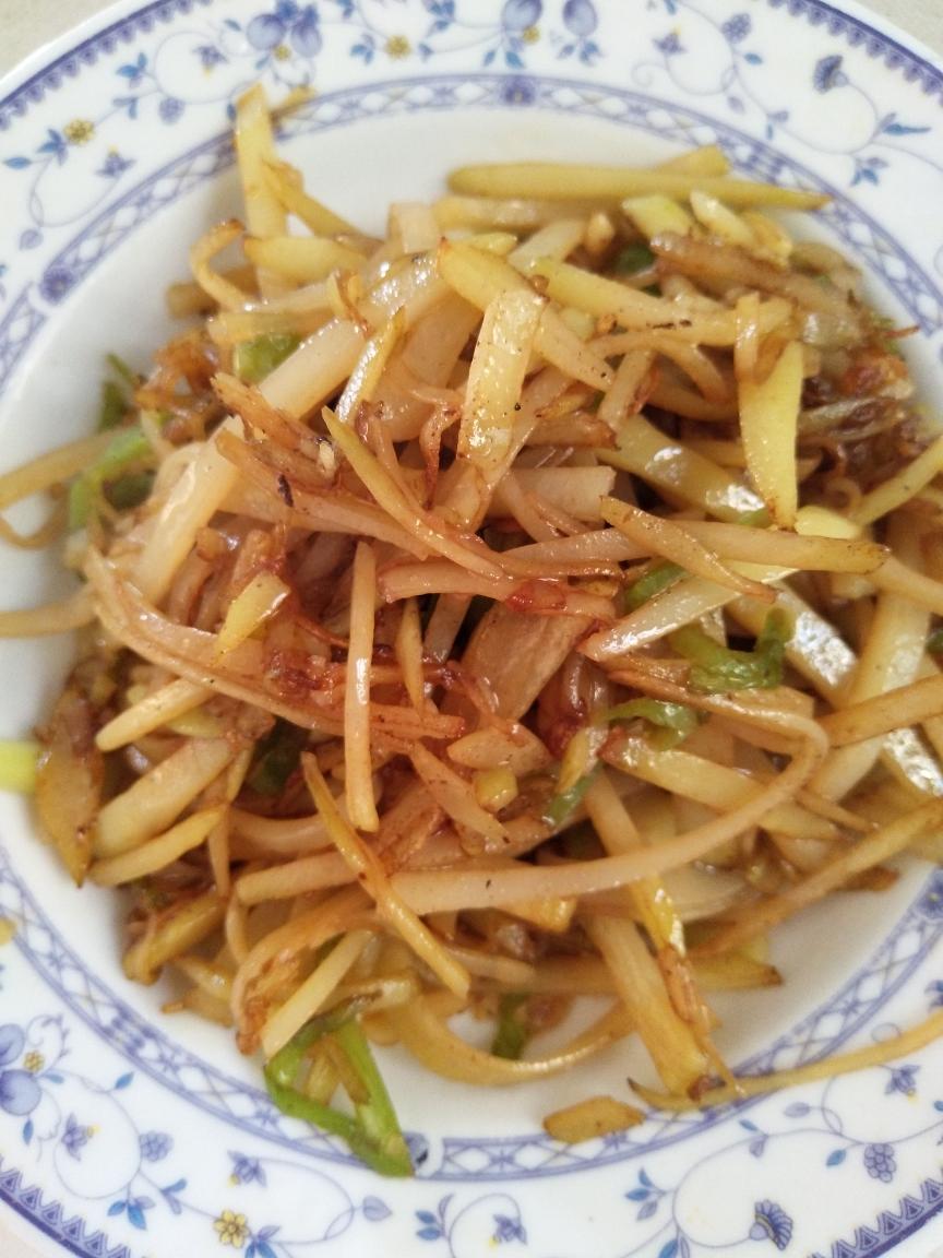 被刀功耽误的土豆丝