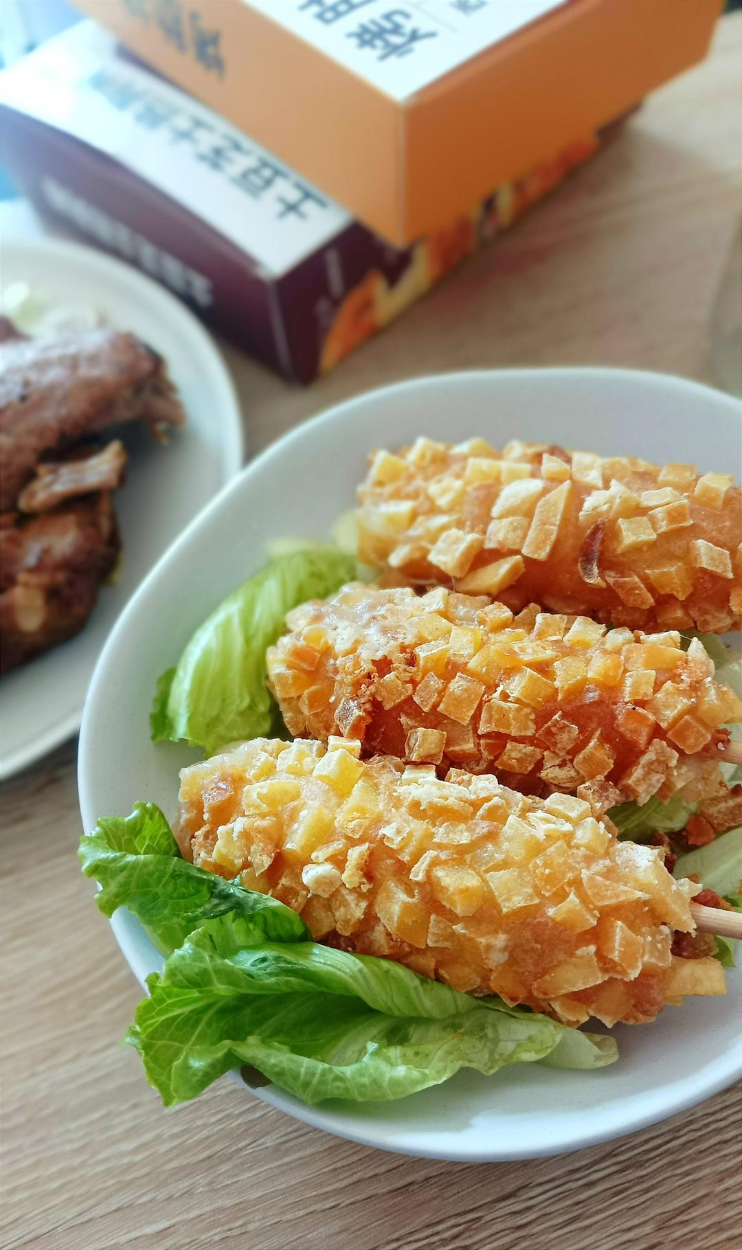 自制圣诞大餐｜爆浆芝士热狗&靠肋排