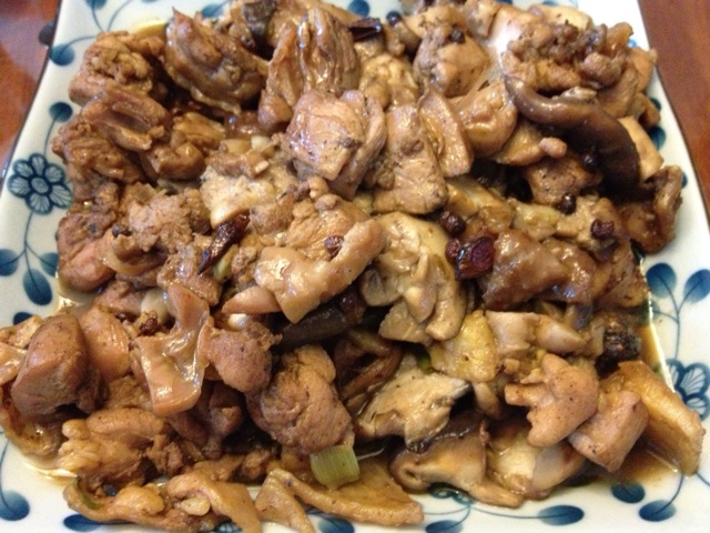 香菇鸡块