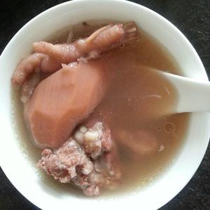 猪骨莲藕汤的做法 步骤2
