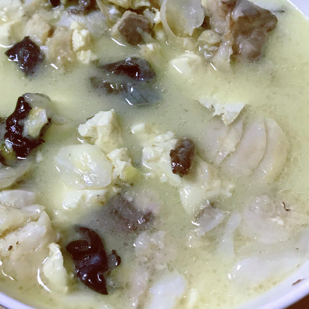 鱼头豆腐汤