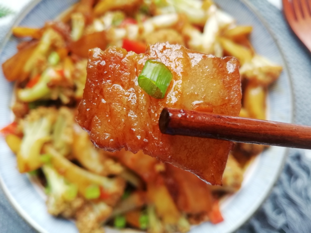 🍚米饭杀手❗️超下饭的五花肉干锅花菜的做法 步骤13