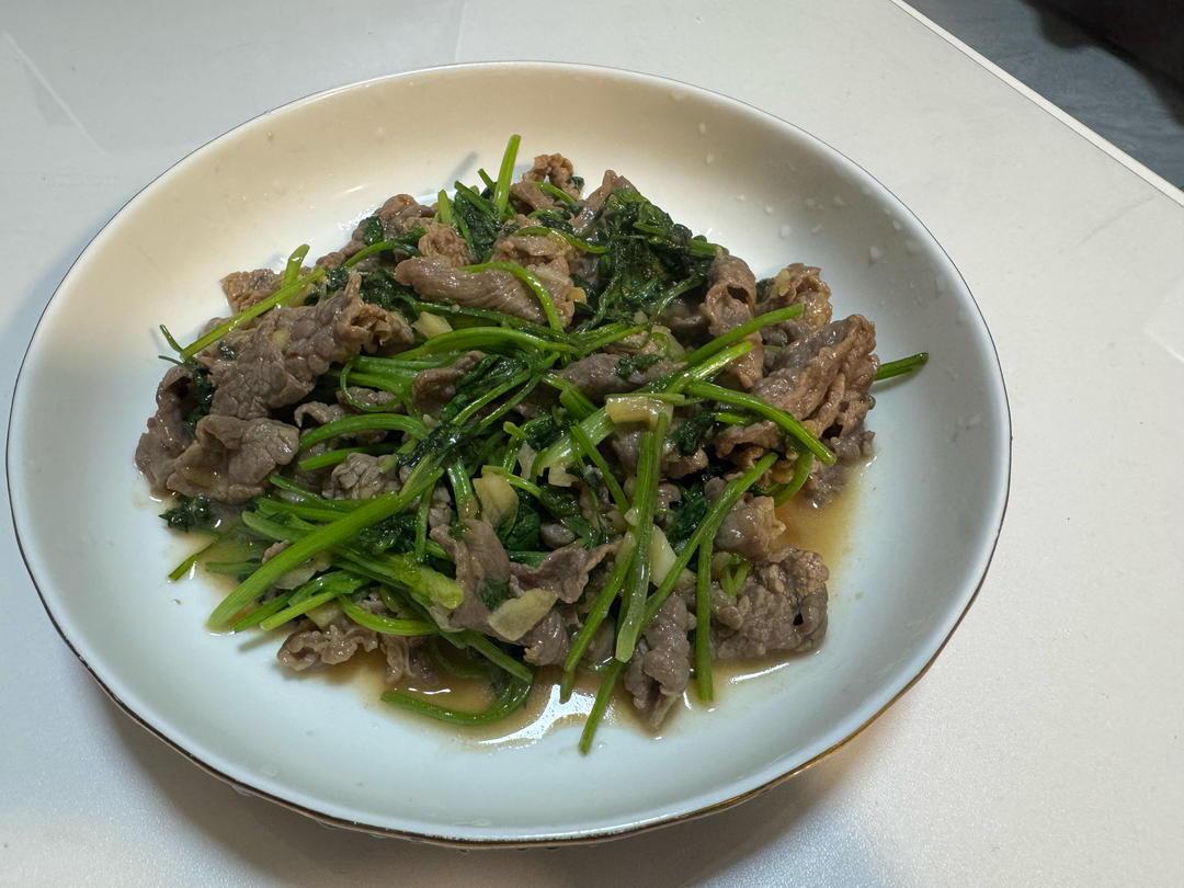 香菜炒牛肉
