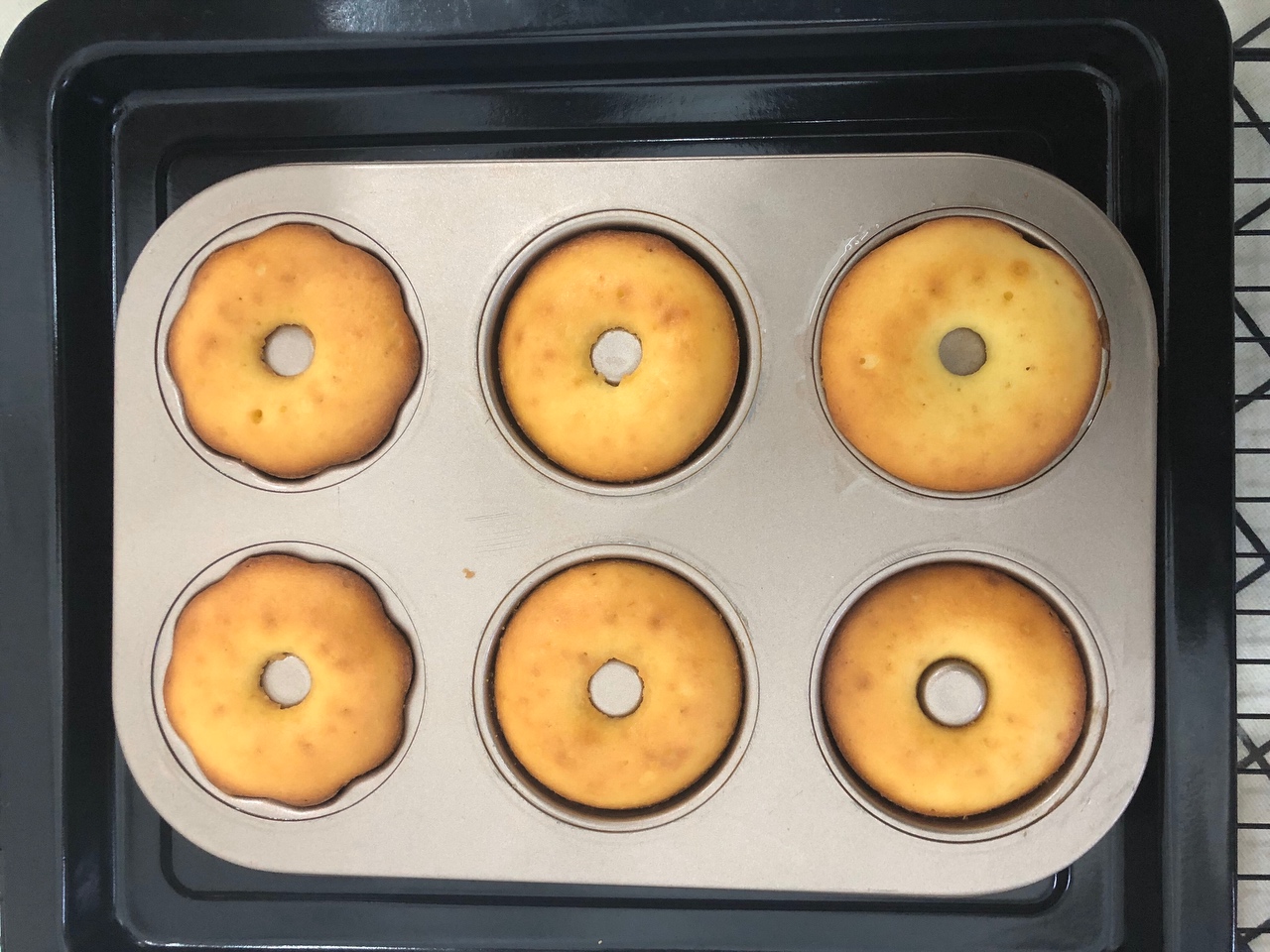 不用打发 烤箱版甜甜圈 下午茶的做法 步骤7