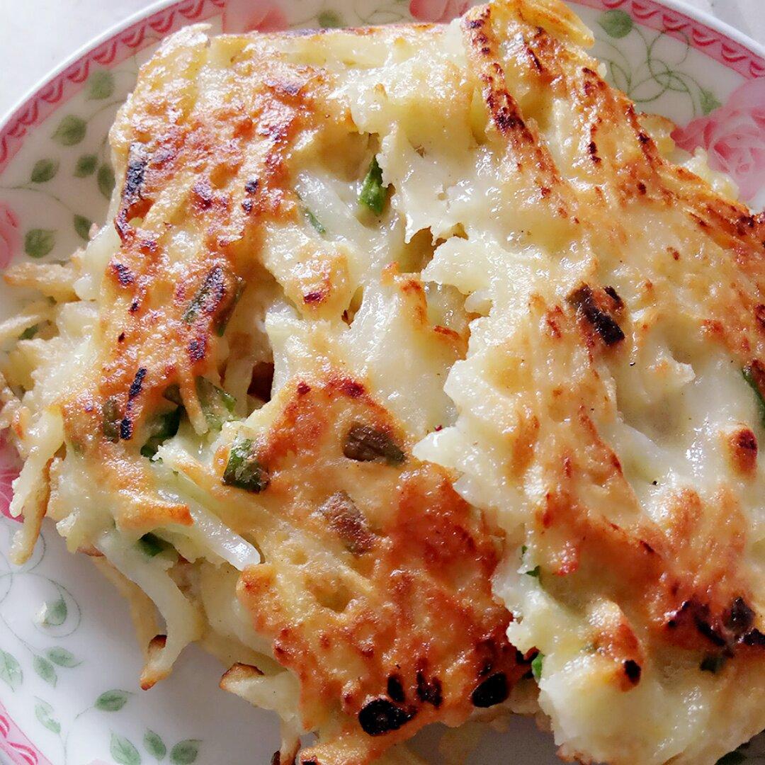 姑凉已成妈做的鸡蛋土豆饼