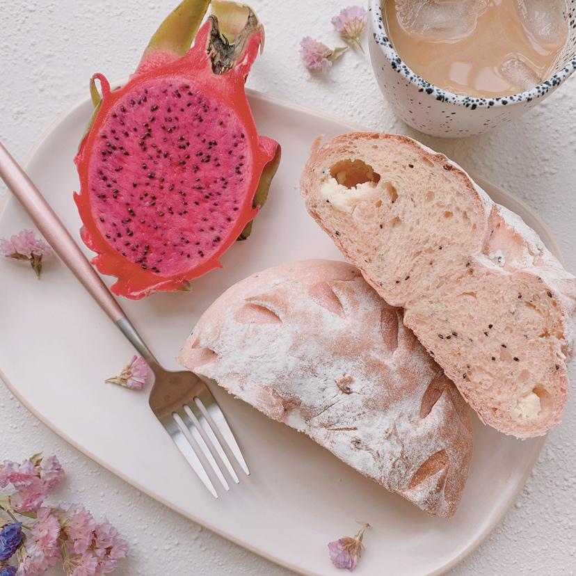 火龙果乳酪软欧