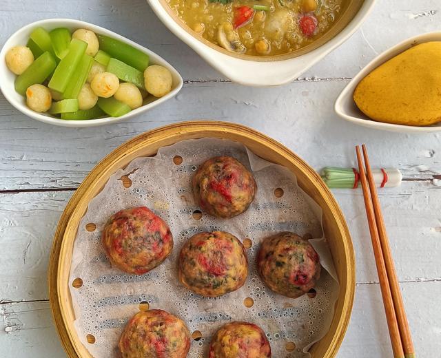 低脂纯素午餐——玉米菜团子和小扁豆蘑菇汤的做法