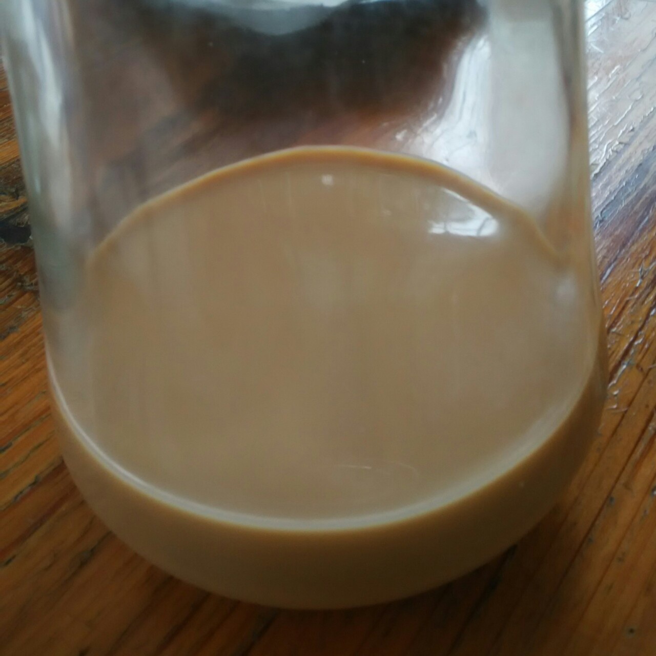 浓浓的锅煮奶茶