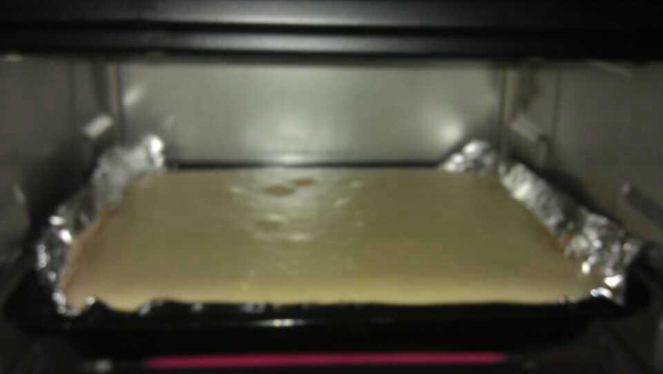 肉松戚风蛋糕卷