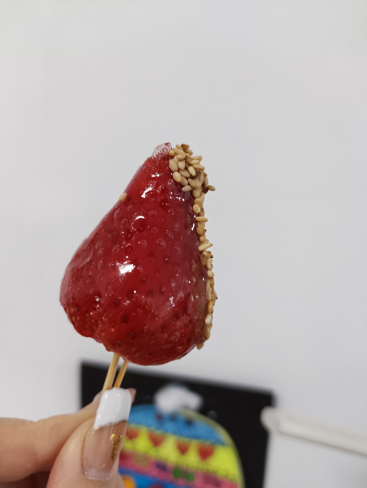 嘎嘣脆的冰糖草莓的做法