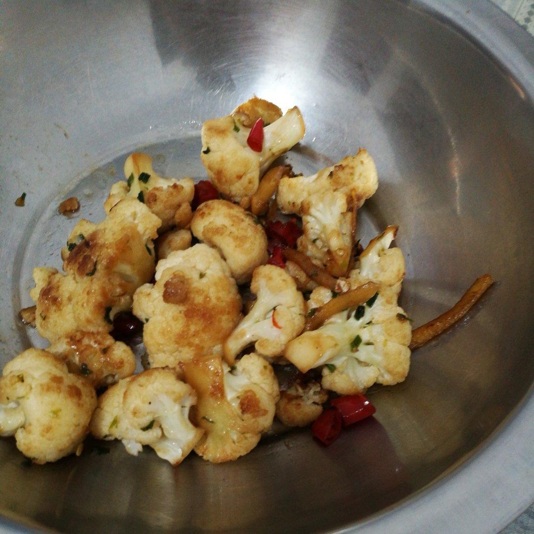 干锅花菜-新手下厨 Fried Chinese Cauliflower