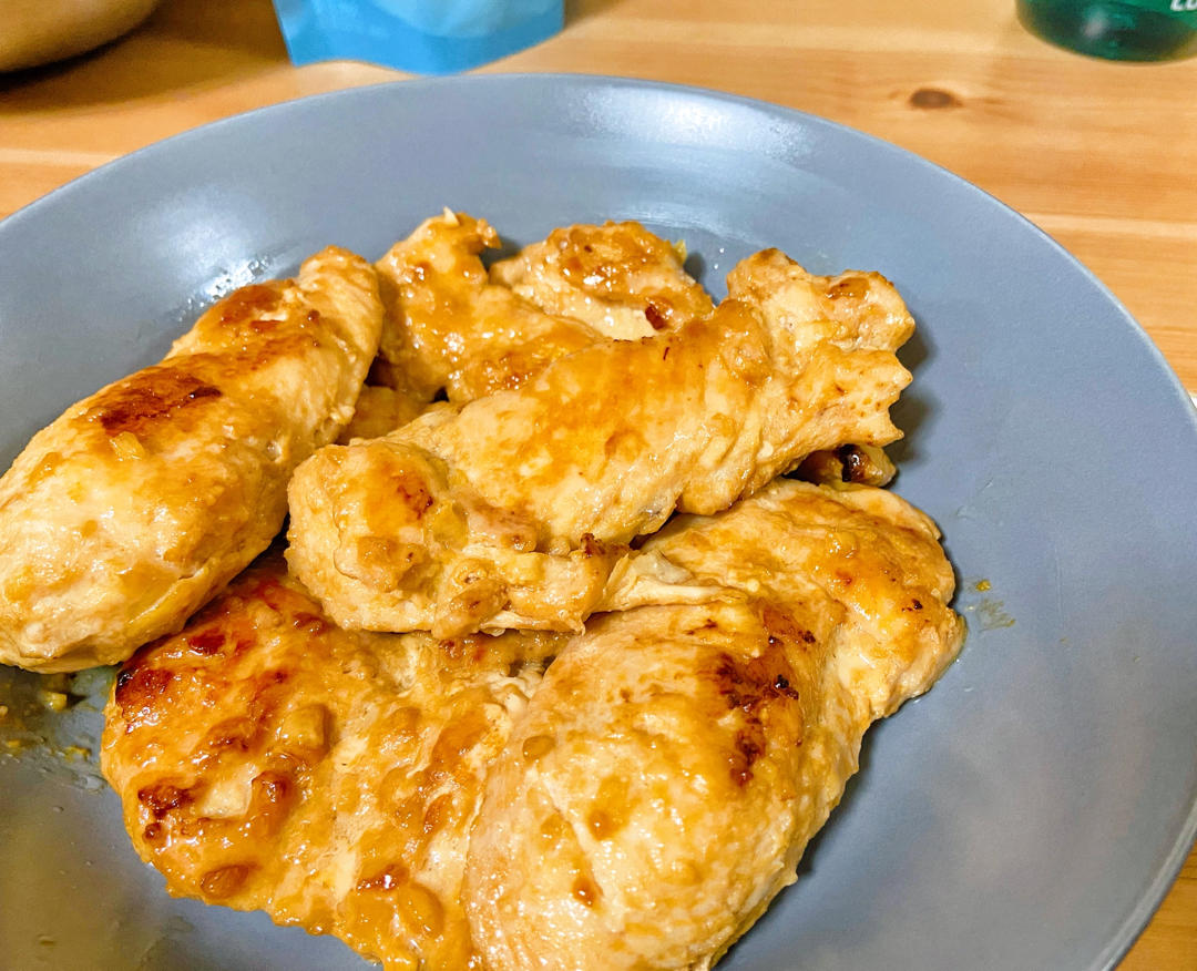 【嫩煎鸡胸肉】