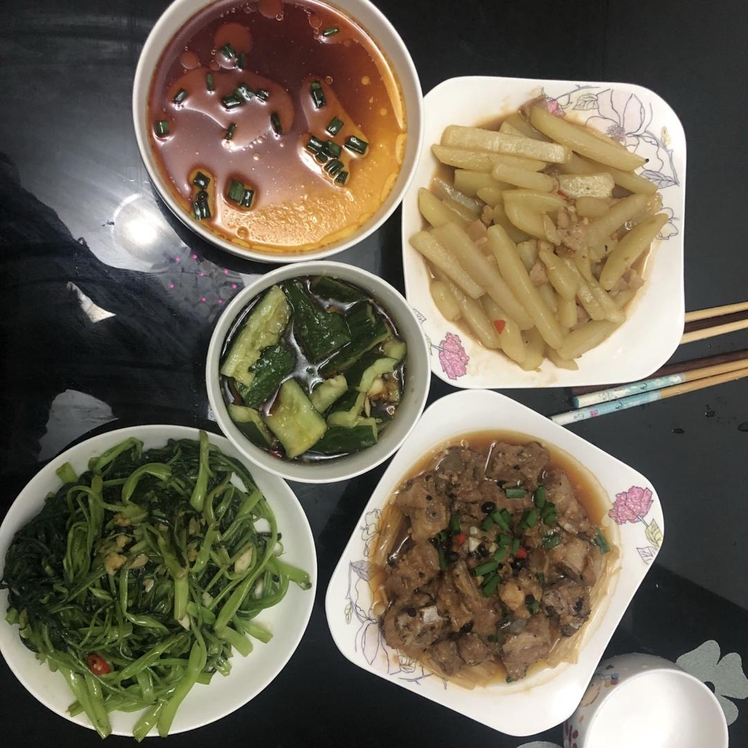 水蒸蛋-《红楼梦》里司棋一怒之下砸了大观园里的小厨房，就因为没吃上这道香嫩滑口的菜！