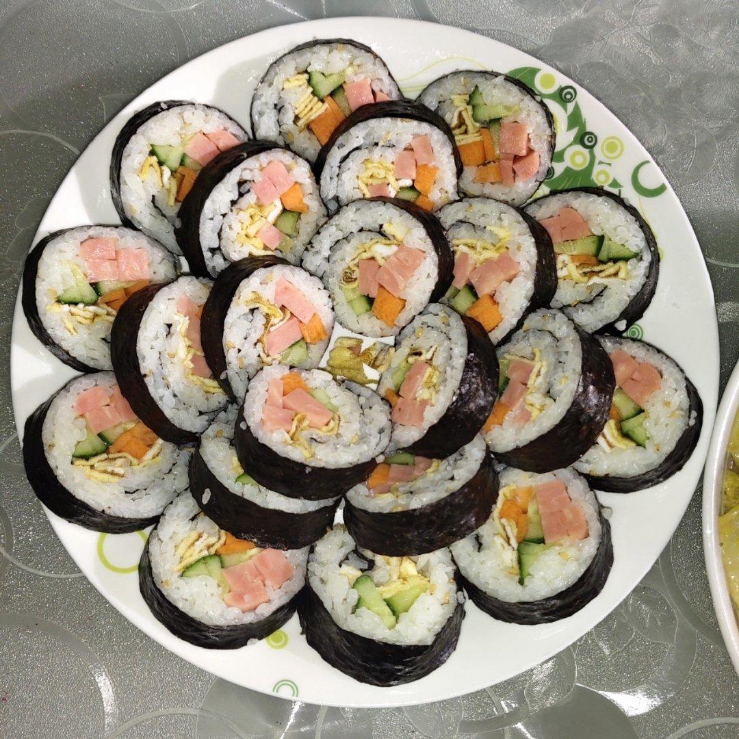 【紫菜包饭图片】奈奈奈何_下厨房