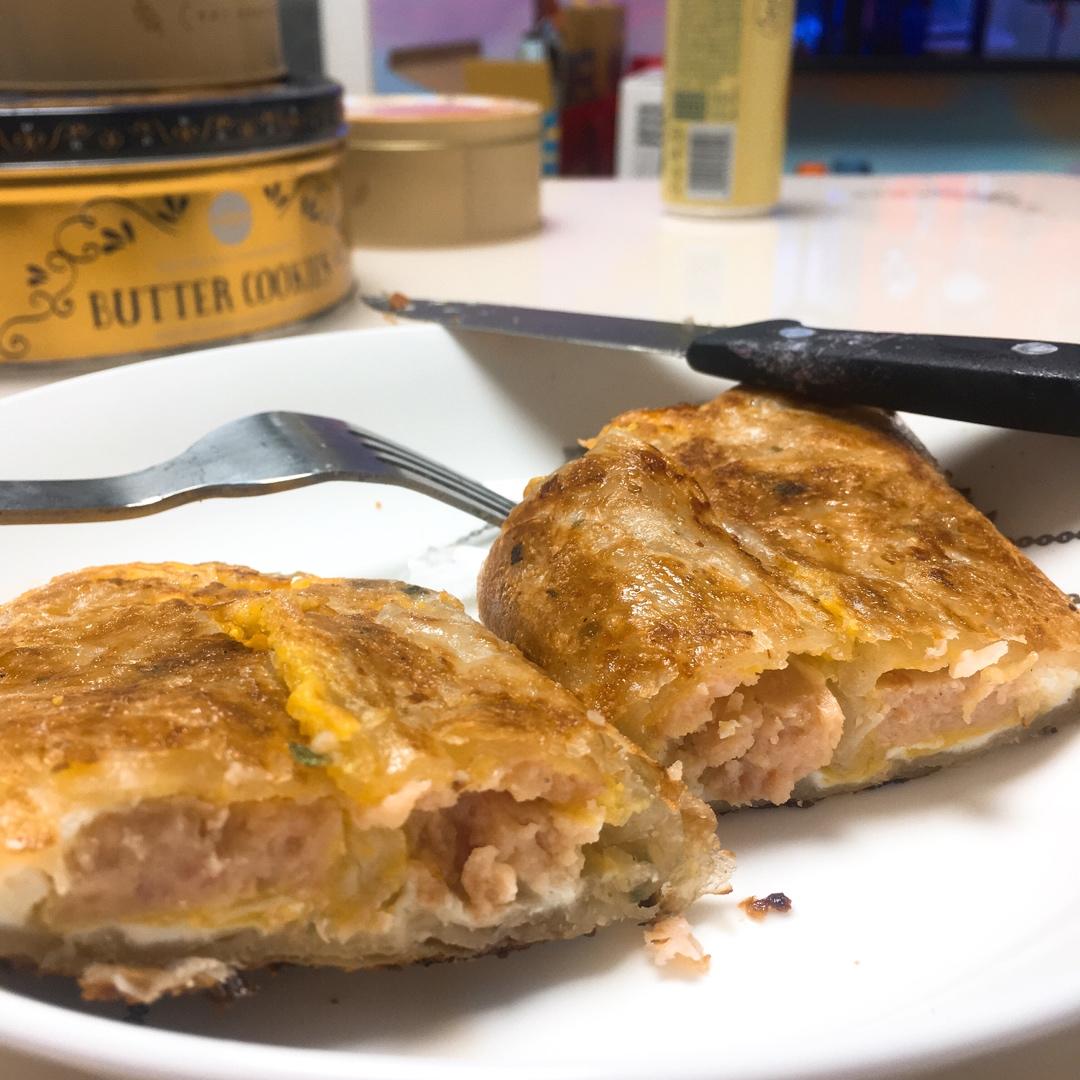 5分钟就能搞定的手抓饼早餐，酥到掉渣～