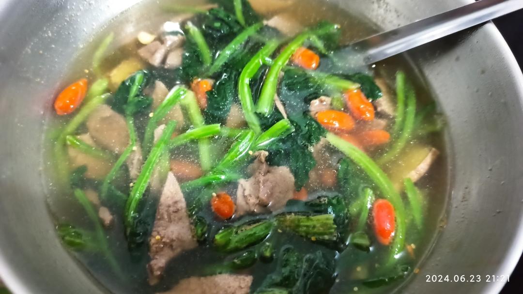 菠菜猪肝汤