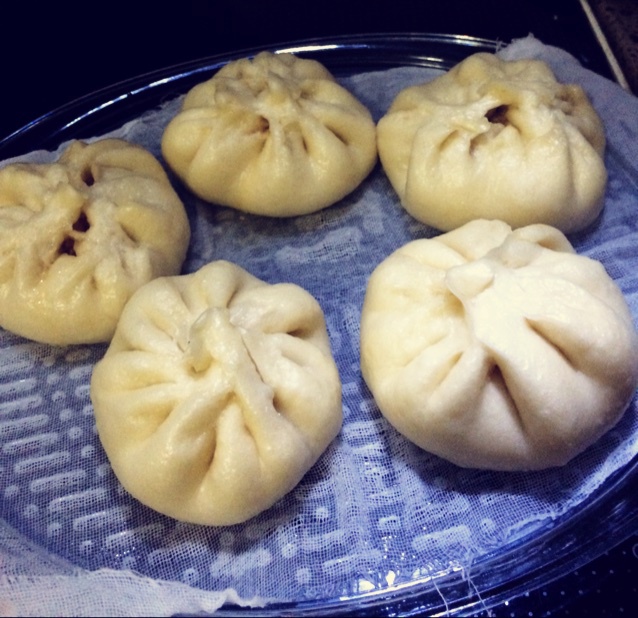 肉包子,杠杠的