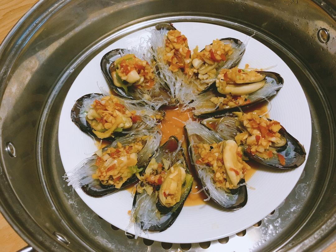 粉丝蒜蓉蒸青口螺