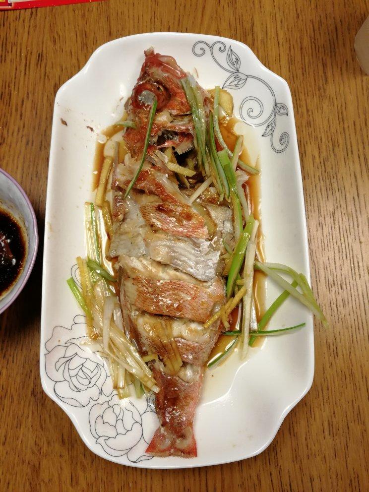 清蒸红鱼