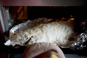 柠檬茴香百里香盐烤鱼--NB-H3200烤箱的做法 步骤11