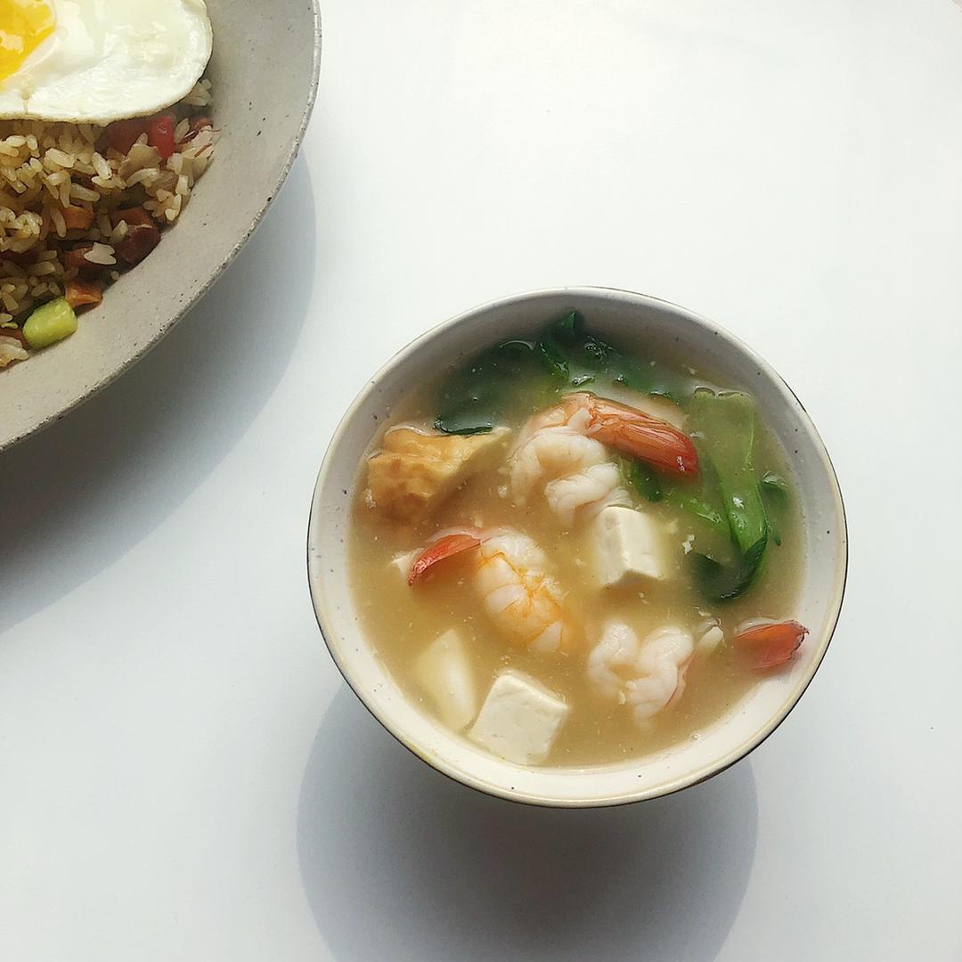 鲜虾豆腐汤