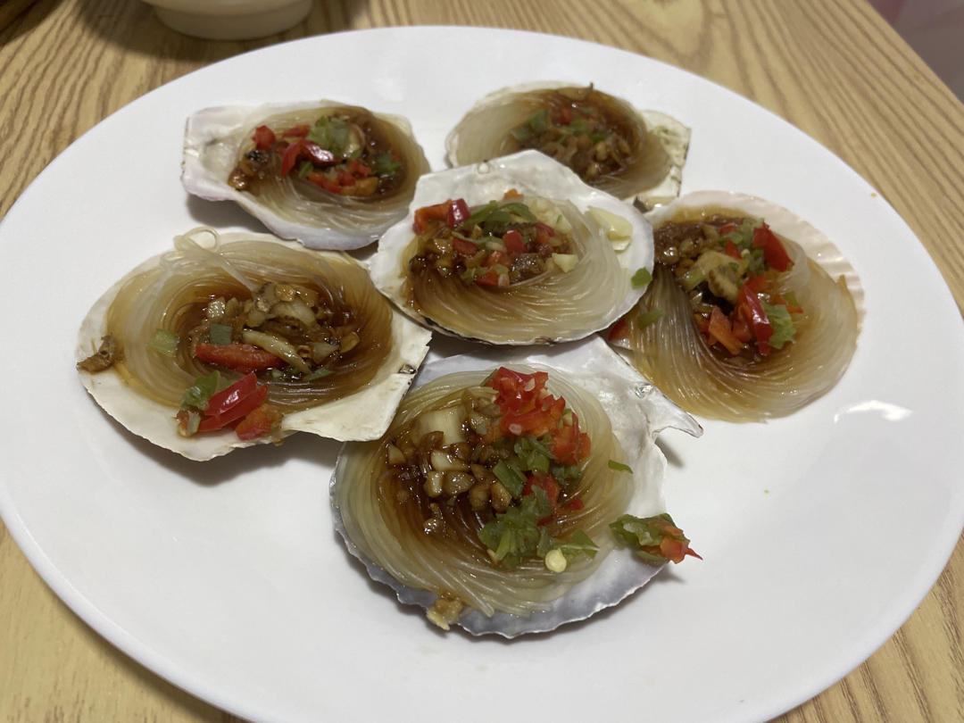 零失败的蒜蓉粉丝蒸扇贝