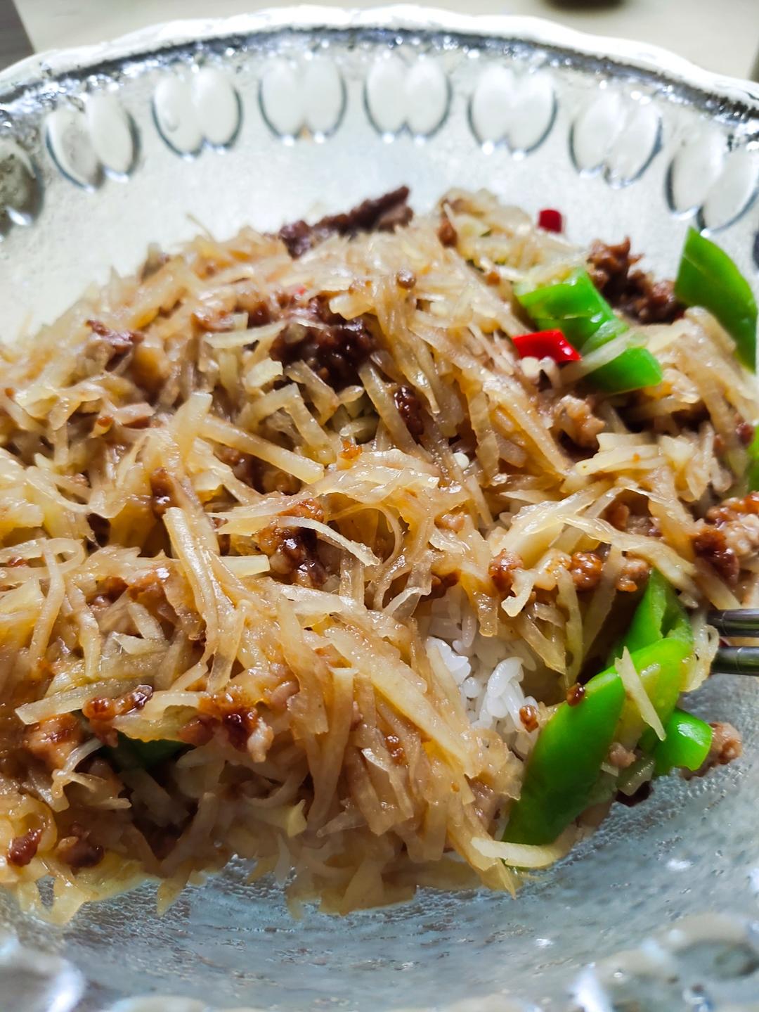 酸辣土豆肉丝——绝对最好吃！
