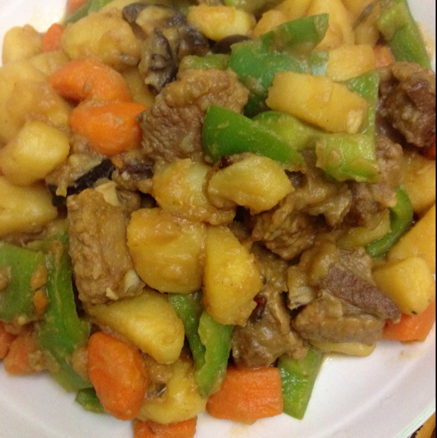 土豆炖排骨