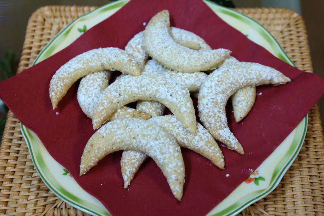 香草月牙饼干 Vanillekipferl的做法