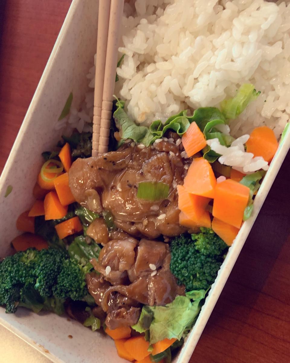 蜜汁照烧鸡肉饭