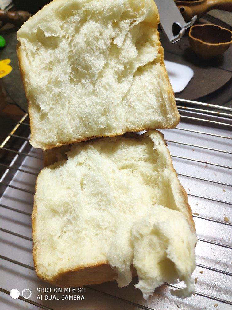 吐司，奶香手撕面包，超级香浓
