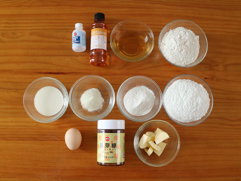 纯奶手撕吐司的做法 步骤1