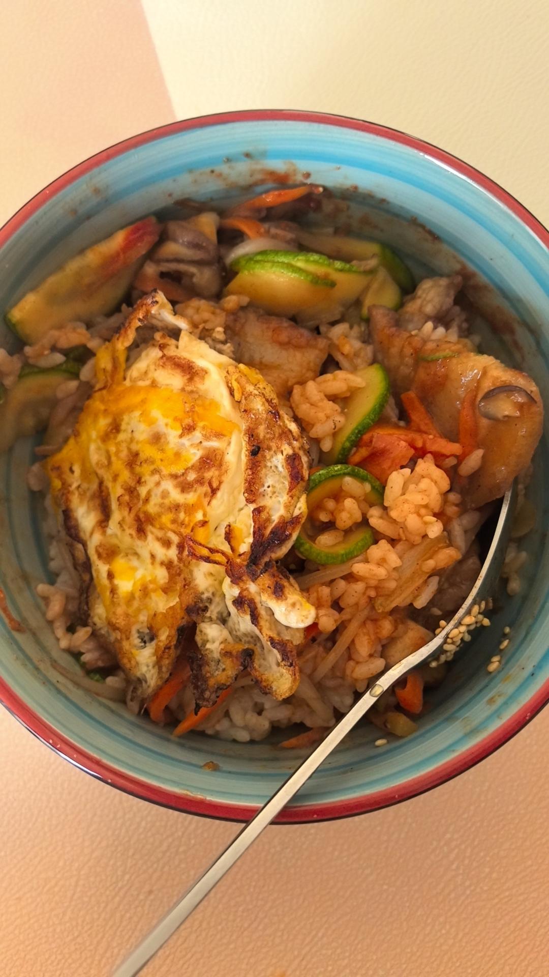石锅拌饭