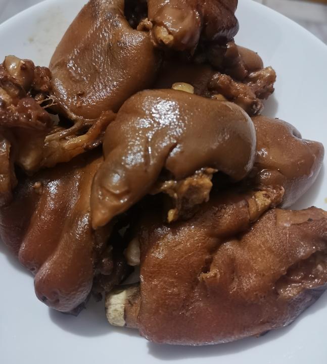 爸爸秘方☞软烂不肥腻的炖猪蹄