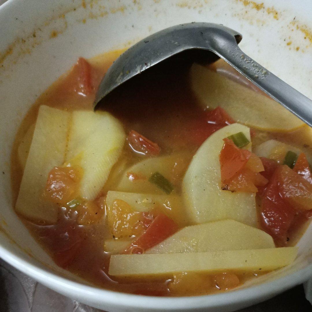 超级浓超好喝的番茄土豆汤